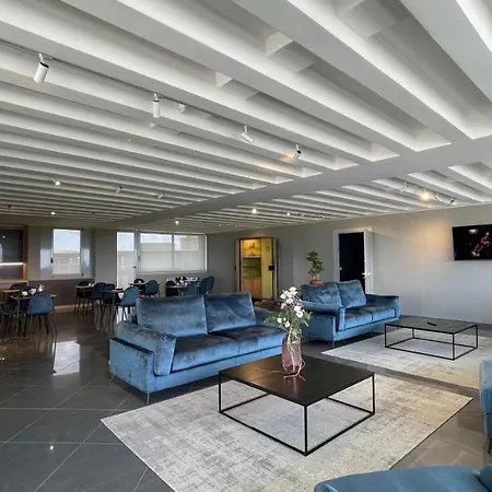 Tranquillo Uptown 레체