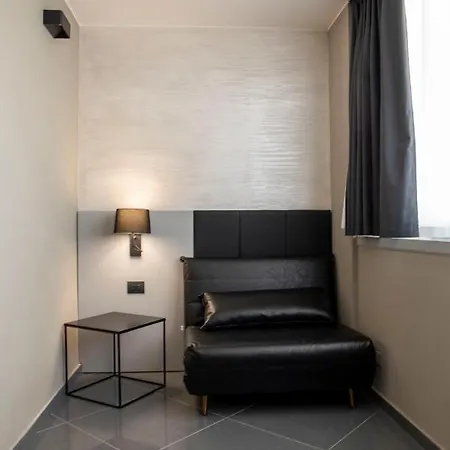 Πανσιόν Tranquillo Uptown 4*